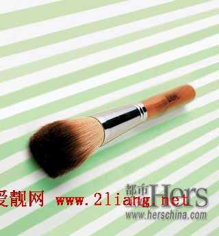 画彩妆需要什么工具？美妆必备精致化妆彩妆工具-2